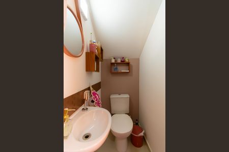 Casa de condomínio à venda com 76m², 2 quartos e 1 vagaLavabo