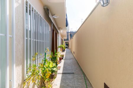 Casa de condomínio à venda com 76m², 2 quartos e 1 vagaÁrea comum
