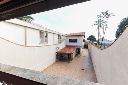 Casa à venda com 317m², 4 quartos e 8 vagas Casa à venda com 317m², 4 quartos e 8 vagasVista - Área Gourmet