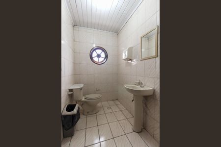 Casa à venda com 317m², 4 quartos e 8 vagas Casa à venda com 317m², 4 quartos e 8 vagasÁrea Gourmet - Banheiro