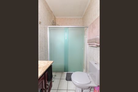 Casa à venda com 317m², 4 quartos e 8 vagas Casa à venda com 317m², 4 quartos e 8 vagasBanheiro do Quarto 1