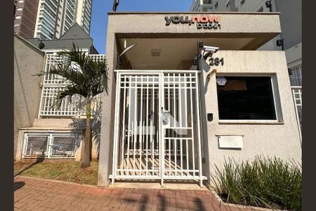 Apartamento à venda com 58m², 2 quartos e 1 vagaFachada e portaria