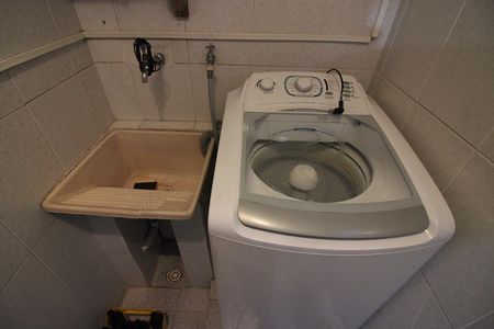 Apartamento à venda com 65m², 2 quartos e 1 vagaÁrea de Serviço