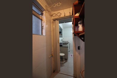 Apartamento à venda com 65m², 2 quartos e 1 vagaÁrea de Serviço