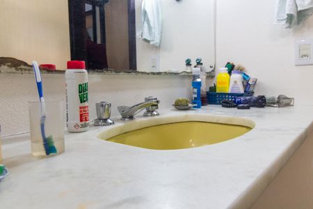 Casa para alugar com 600m², 4 quartos e 8 vagas Casa para alugar com 600m², 4 quartos e 8 vagasBanheiro Social