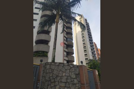 Apartamento à venda com 254m², 3 quartos e 4 vagas