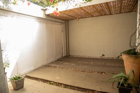 Casa à venda com 240m², 3 quartos e 1 vaga Casa à venda com 240m², 3 quartos e 1 vagaGaragem
