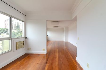 Apartamento à venda com 130m², 3 quartos e 2 vagasSala