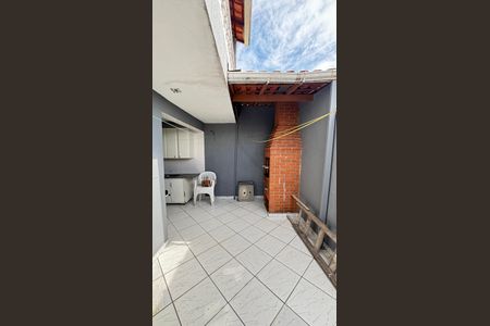 Casa à venda com 260m², 3 quartos e 5 vagas Casa à venda com 260m², 3 quartos e 5 vagasChurrasqueira