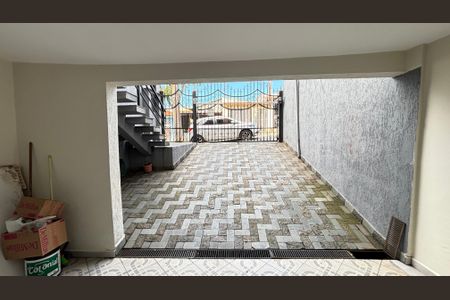 Casa à venda com 260m², 3 quartos e 5 vagas Casa à venda com 260m², 3 quartos e 5 vagasGaragem