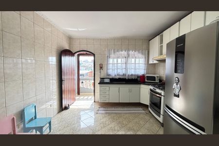 Casa à venda com 260m², 3 quartos e 5 vagas Casa à venda com 260m², 3 quartos e 5 vagasCozinha