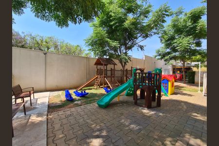 Apartamento à venda com 80m², 3 quartos e 1 vaga Apartamento à venda com 80m², 3 quartos e 1 vagaÁrea comum - Playground