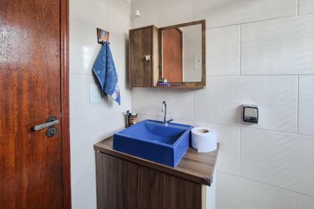 Casa à venda com 142m², 3 quartos e 2 vagasBanheiro Social