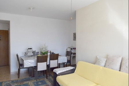 Apartamento à venda com 75m², 3 quartos e 1 vagaSala