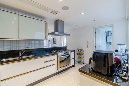 Apartamento para alugar com 168m², 4 quartos e 3 vagasCozinha