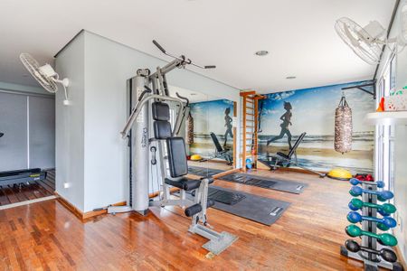Apartamento para alugar com 168m², 4 quartos e 3 vagasÁrea comum - Academia
