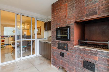 Apartamento para alugar com 168m², 4 quartos e 3 vagasVaranda