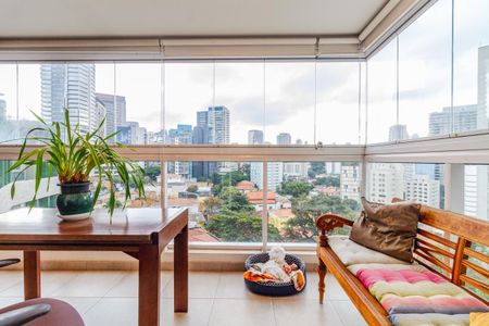 Apartamento para alugar com 168m², 4 quartos e 3 vagasVaranda