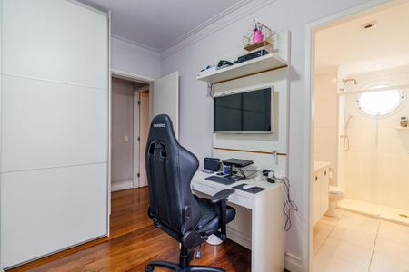 Apartamento para alugar com 168m², 4 quartos e 3 vagasSuíte 2