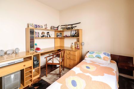 Casa à venda com 131m², 3 quartos e 3 vagas Casa à venda com 131m², 3 quartos e 3 vagasQuarto