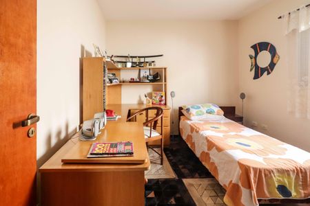 Casa à venda com 131m², 3 quartos e 3 vagas Casa à venda com 131m², 3 quartos e 3 vagasQuarto