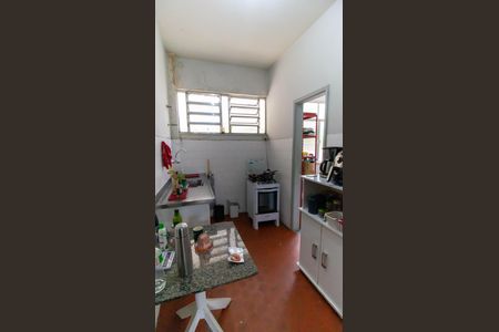 Apartamento à venda com 74m², 2 quartos e sem vagaCozinha