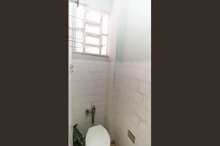 Apartamento à venda com 74m², 2 quartos e sem vagaBanheiro de Serviço