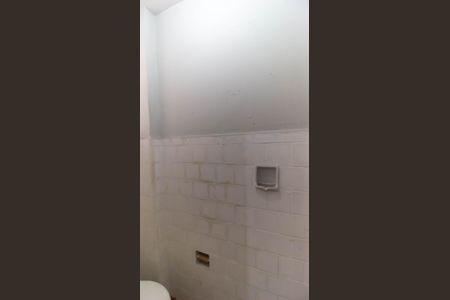 Apartamento à venda com 74m², 2 quartos e sem vagaBanheiro de Serviço