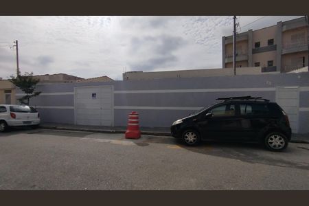 Casa à venda com 100m², 2 quartos e 4 vagas Casa à venda com 100m², 2 quartos e 4 vagasFachada