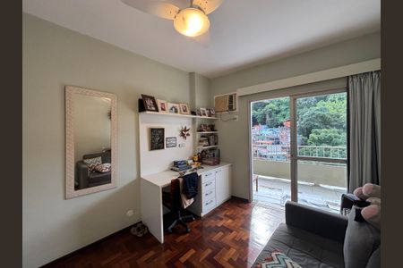 Apartamento à venda com 114m², 2 quartos e 2 vagas Apartamento à venda com 114m², 2 quartos e 2 vagasQuarto