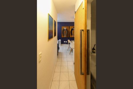 Apartamento à venda com 52m², 2 quartos e 1 vaga Apartamento à venda com 52m², 2 quartos e 1 vagaCorredor