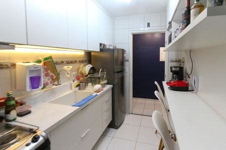 Apartamento à venda com 52m², 2 quartos e 1 vaga Apartamento à venda com 52m², 2 quartos e 1 vagaCozinha
