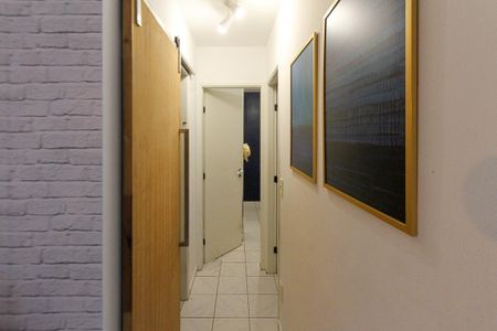 Apartamento à venda com 52m², 2 quartos e 1 vaga Apartamento à venda com 52m², 2 quartos e 1 vagaCorredor