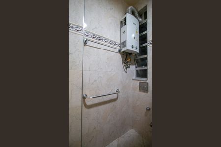 Apartamento à venda com 75m², 2 quartos e sem vagaBanheiro