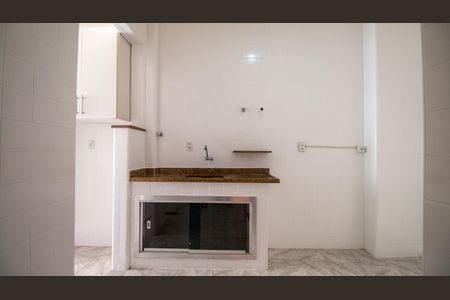 Apartamento à venda com 75m², 2 quartos e sem vagaCozinha