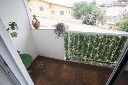 Casa de condomínio à venda com 120m², 4 quartos e 1 vaga Casa de condomínio à venda com 120m², 4 quartos e 1 vagaVaranda da Suíte 1