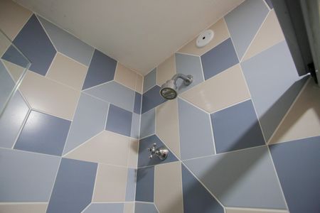 Casa de condomínio à venda com 120m², 4 quartos e 1 vaga Casa de condomínio à venda com 120m², 4 quartos e 1 vagaBanheiro da Suíte 1