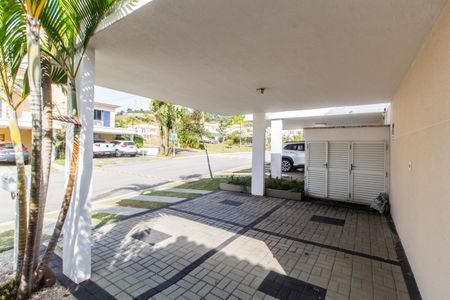 Casa à venda com 170m², 3 quartos e 2 vagas Casa à venda com 170m², 3 quartos e 2 vagasGaragem