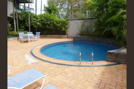 Apartamento à venda com 256m², 4 quartos e 4 vagas Apartamento à venda com 256m², 4 quartos e 4 vagasFoto 01