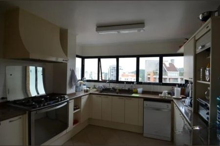 Apartamento à venda com 256m², 4 quartos e 4 vagas Apartamento à venda com 256m², 4 quartos e 4 vagasFoto 01