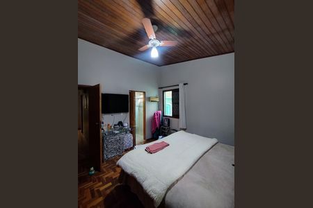 Casa à venda com 440m², 5 quartos e 4 vagas Casa à venda com 440m², 5 quartos e 4 vagasSuíte