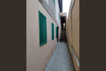 Casa à venda com 440m², 5 quartos e 4 vagas Casa à venda com 440m², 5 quartos e 4 vagasEntrada lateral