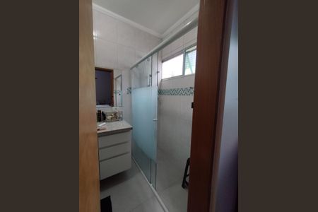 Casa à venda com 440m², 5 quartos e 4 vagas Casa à venda com 440m², 5 quartos e 4 vagasBanheiro da Suíte