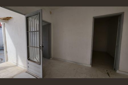 Casa à venda com 162m², 3 quartos e 3 vagas Casa à venda com 162m², 3 quartos e 3 vagasEdícula (Sala/Cozinha)