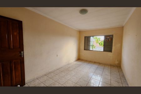 Casa à venda com 162m², 3 quartos e 3 vagas Casa à venda com 162m², 3 quartos e 3 vagasQuarto 2