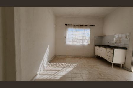 Casa à venda com 162m², 3 quartos e 3 vagas Casa à venda com 162m², 3 quartos e 3 vagasEdícula (Sala/Cozinha)