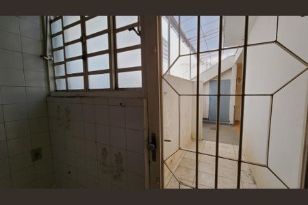 Casa à venda com 162m², 3 quartos e 3 vagas Casa à venda com 162m², 3 quartos e 3 vagasCozinha