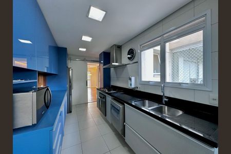 Apartamento à venda com 175m², 4 quartos e 3 vagas Apartamento à venda com 175m², 4 quartos e 3 vagasCozinha