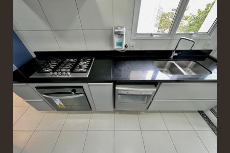 Apartamento à venda com 175m², 4 quartos e 3 vagas Apartamento à venda com 175m², 4 quartos e 3 vagasCozinha