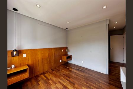 Apartamento à venda com 175m², 4 quartos e 3 vagas Apartamento à venda com 175m², 4 quartos e 3 vagasSuíte 1